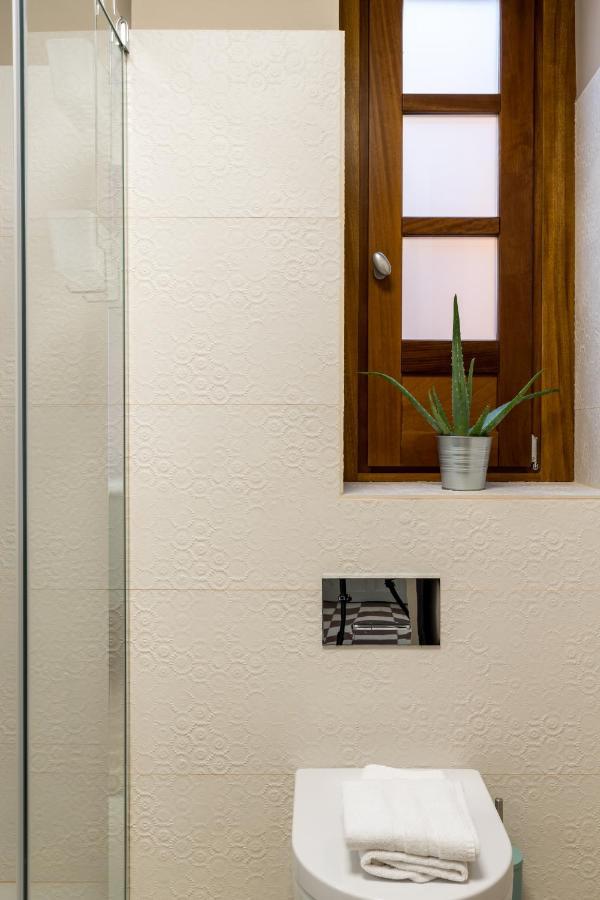 Dona Elvira Suites Cathedral Seville Exterior photo